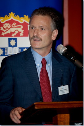 Dr. Martin Roth
