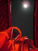 50-cm-Teleskop in der Ostkuppel mit Mond...