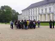 Betriebsausflug 2000. Besuch im Schloss ...