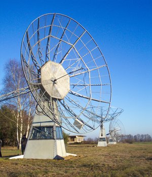 Tremsdorf-Radioteleskop-2010c.jpg