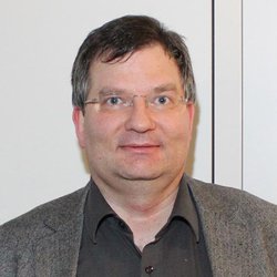 Image of Dr. Elmar Schmälzlin